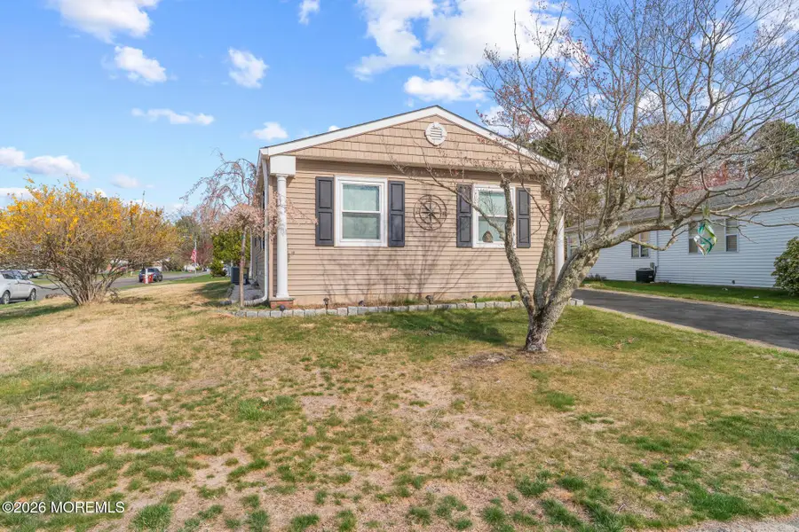 18 Innsbruck Drive, Toms River, NJ 08757 - #2