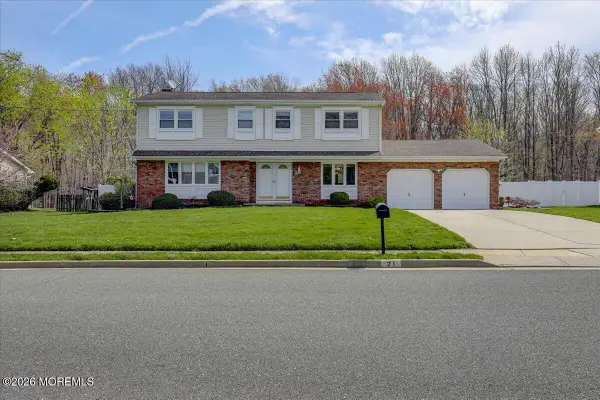 21 Prince William Road, Morganville, NJ 07751