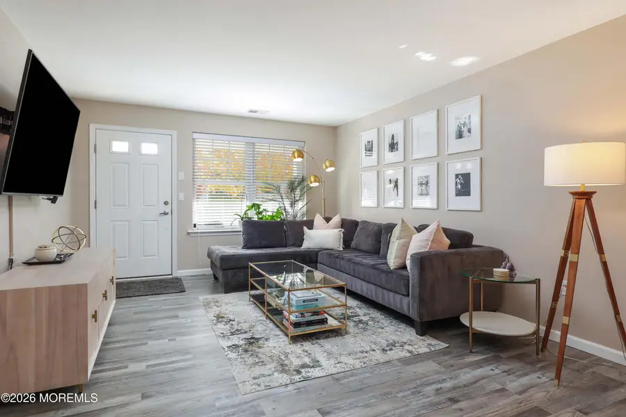 207 Harvest Way, Toms River, NJ 08755 - #3