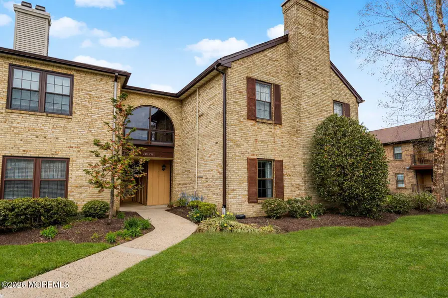 707 Wellington Place, Matawan, NJ 07747 - #2