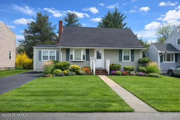 68 Davis Lane, Red Bank, NJ 07701