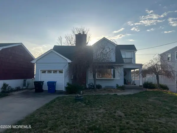 12 Franklin Avenue, Leonardo, NJ 07737