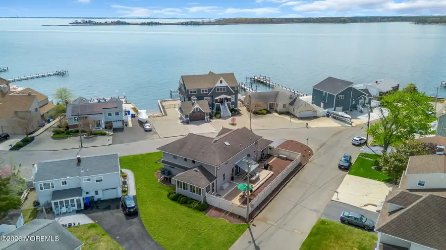 16 Bay Breeze Drive, Toms River, NJ 08753 - #3