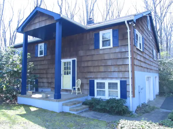 10 Hendrickson Drive, Cream Ridge, NJ 08514