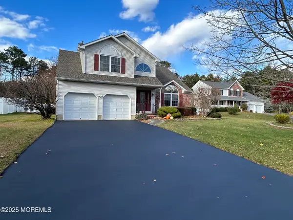 1990 Country Trce, Toms River, NJ 08753