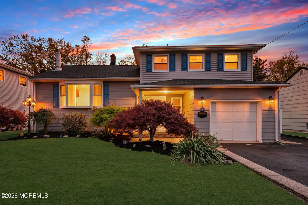 17 Hollywood Drive, Woodbridge, NJ 07095 - #1