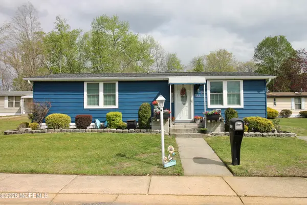 562 Sara Drive, Freehold, NJ 07728