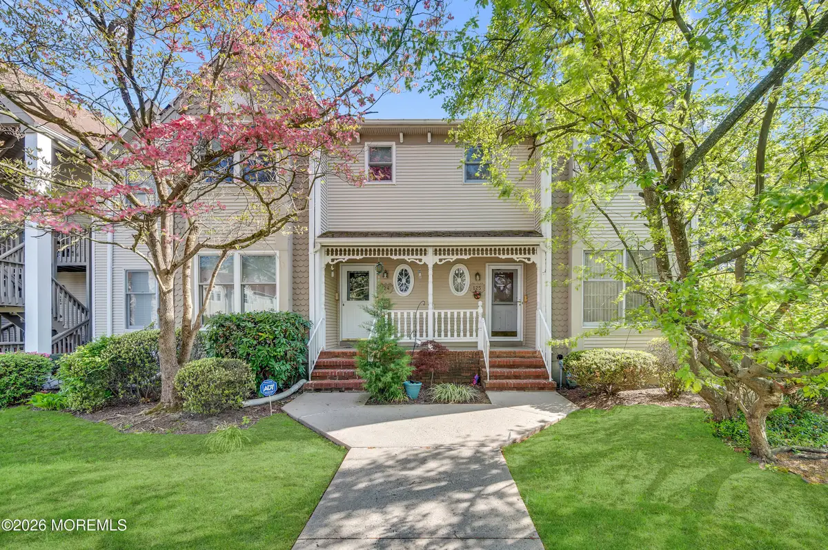 125 Northampton Drive, Holmdel, NJ 07733 - #1