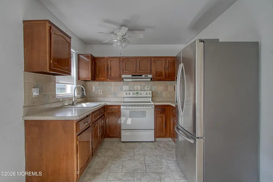 8 Hamilton Lane #B, Whiting, NJ 08759 - #2