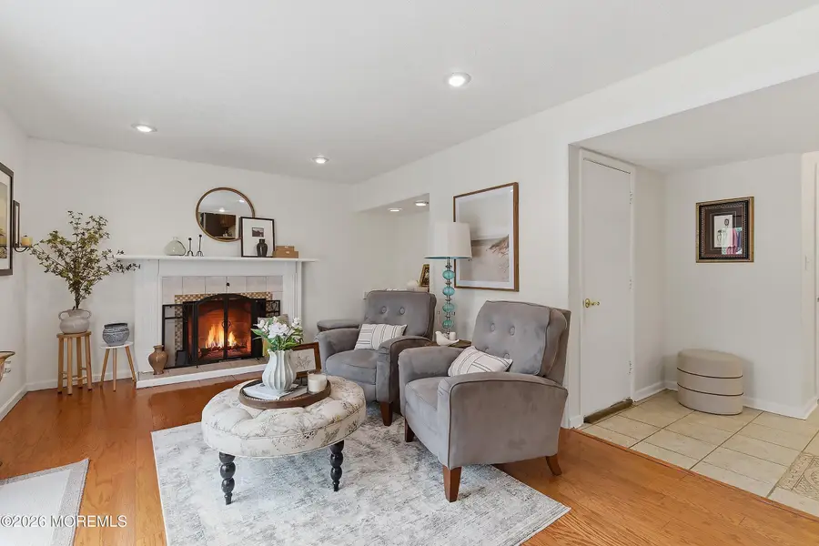 19 Colonial Court, Howell, NJ 07731 - #2