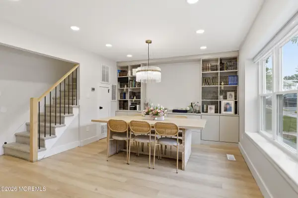 136 Williamsburg Lane, Lakewood, NJ 08701