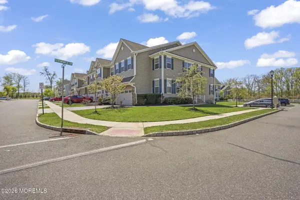 20 Jasmine Drive, Monroe, NJ 08831