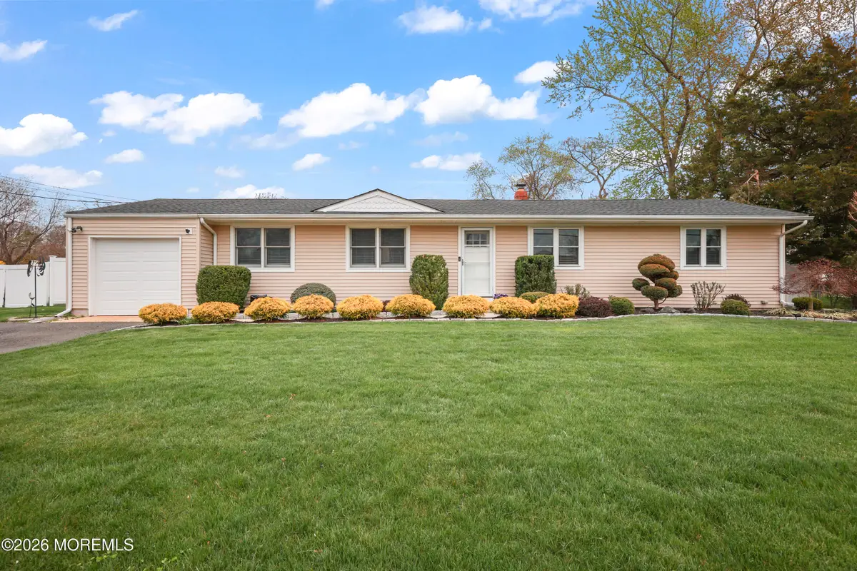 9 Maple Lane, Howell, NJ 07731 - #1