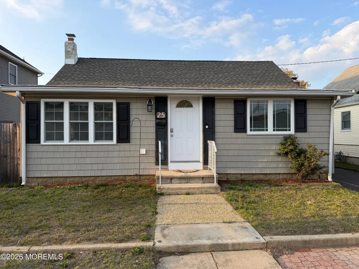 25 Hart Street, Hazlet, NJ 07734 - #1