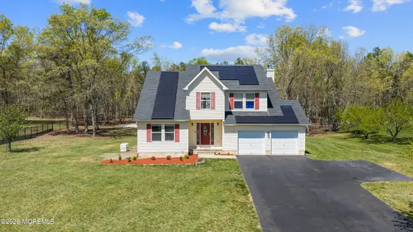 11 Country Road, Jackson, NJ 08527