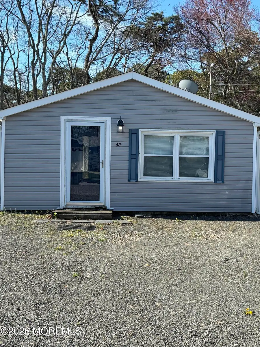 42 Central Avenue Avenue, Waretown, NJ 08758 - #2