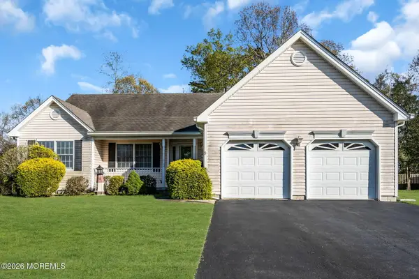 9 Lucille Court, Little Egg Harbor, NJ 08087