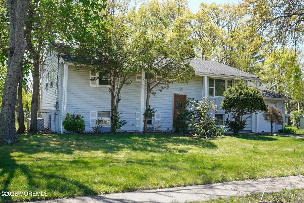 9 Newport Drive, Howell, NJ 07731 - #1