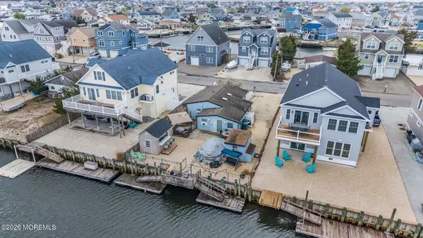 99 Lake Superior Drive, Little Egg Harbor, NJ 08087