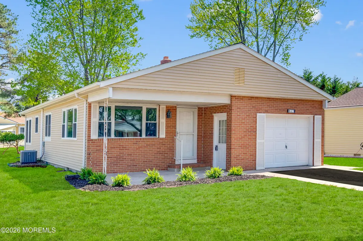 47 Normanton Court, Toms River, NJ 08757 - #1