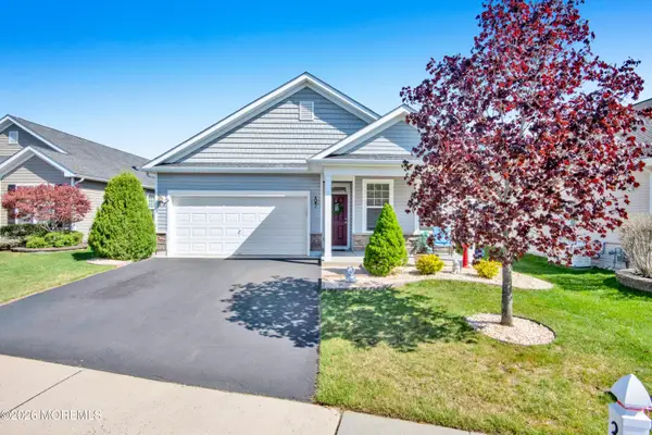 31 Heath Lane, Jackson, NJ 08527