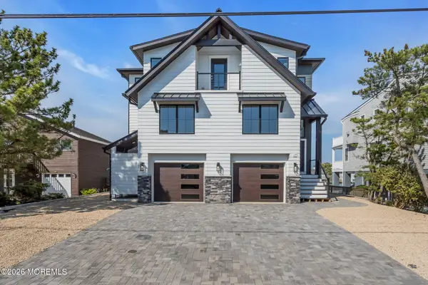 17 Lange Avenue, Harvey Cedars, NJ 08008