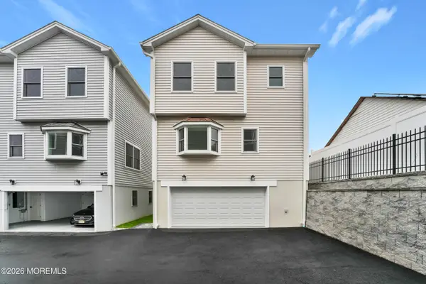 182 25th Street #A, Paterson, NJ 07514