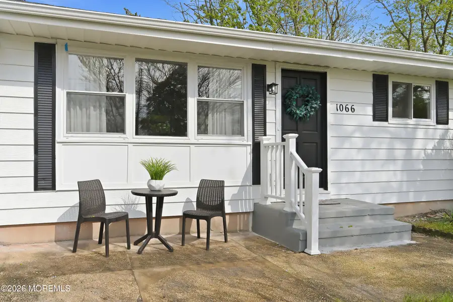 1066 Overlook Drive, Toms River, NJ 08753 - #3
