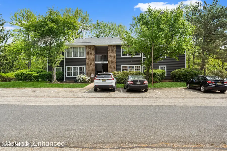 8 Lafayette Court, North Brunswick, NJ 08902 - #3