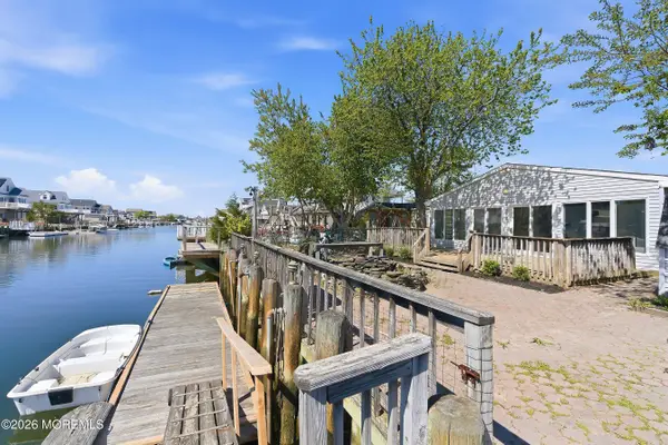 48 Lake Michigan Drive, Little Egg Harbor, NJ 08087