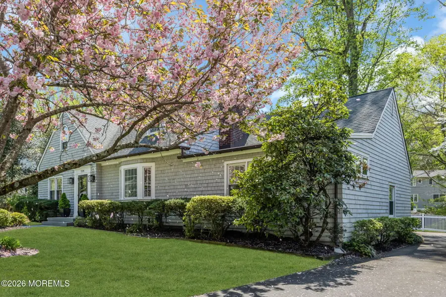 10 Woodland Drive, Fair Haven, NJ 07704 - #3