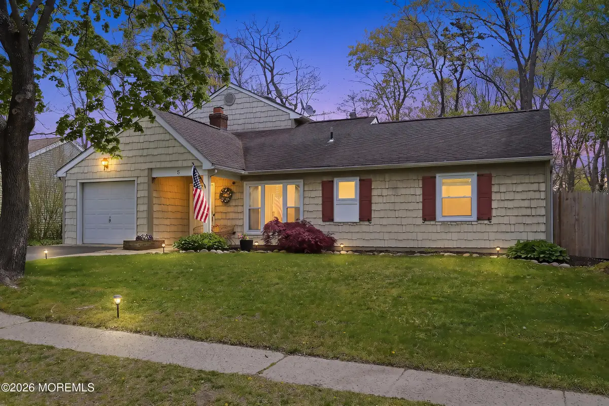 5 Chestnut Way Circle, Barnegat, NJ 08005 - #1