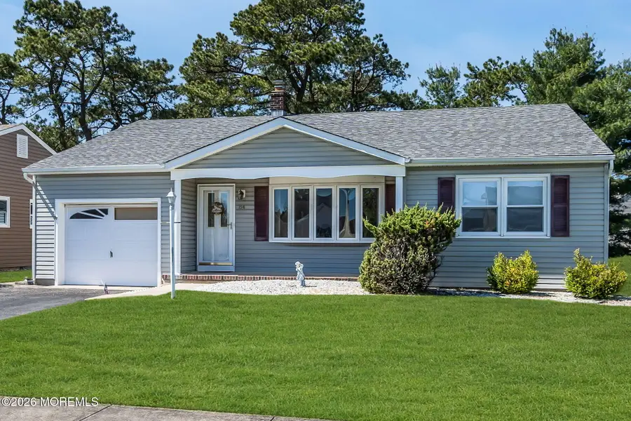 84 Westport Drive, Toms River, NJ 08757 - #2