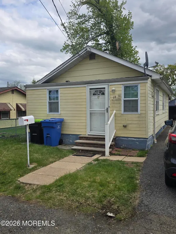 17 Birchwood Drive, Cliffwood, NJ 07735