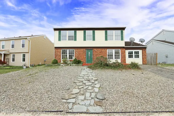 5 Compass Lane, Barnegat, NJ 08005