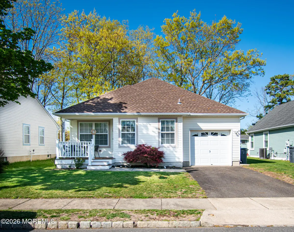 2382 Mount Hood Lane, Toms River, NJ 08753 - #1