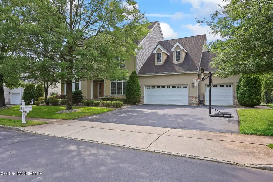 6 Huggins Lane, Manalapan, NJ 07726 - #3