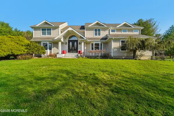 17 Riverside Lane, Holmdel, NJ 07733