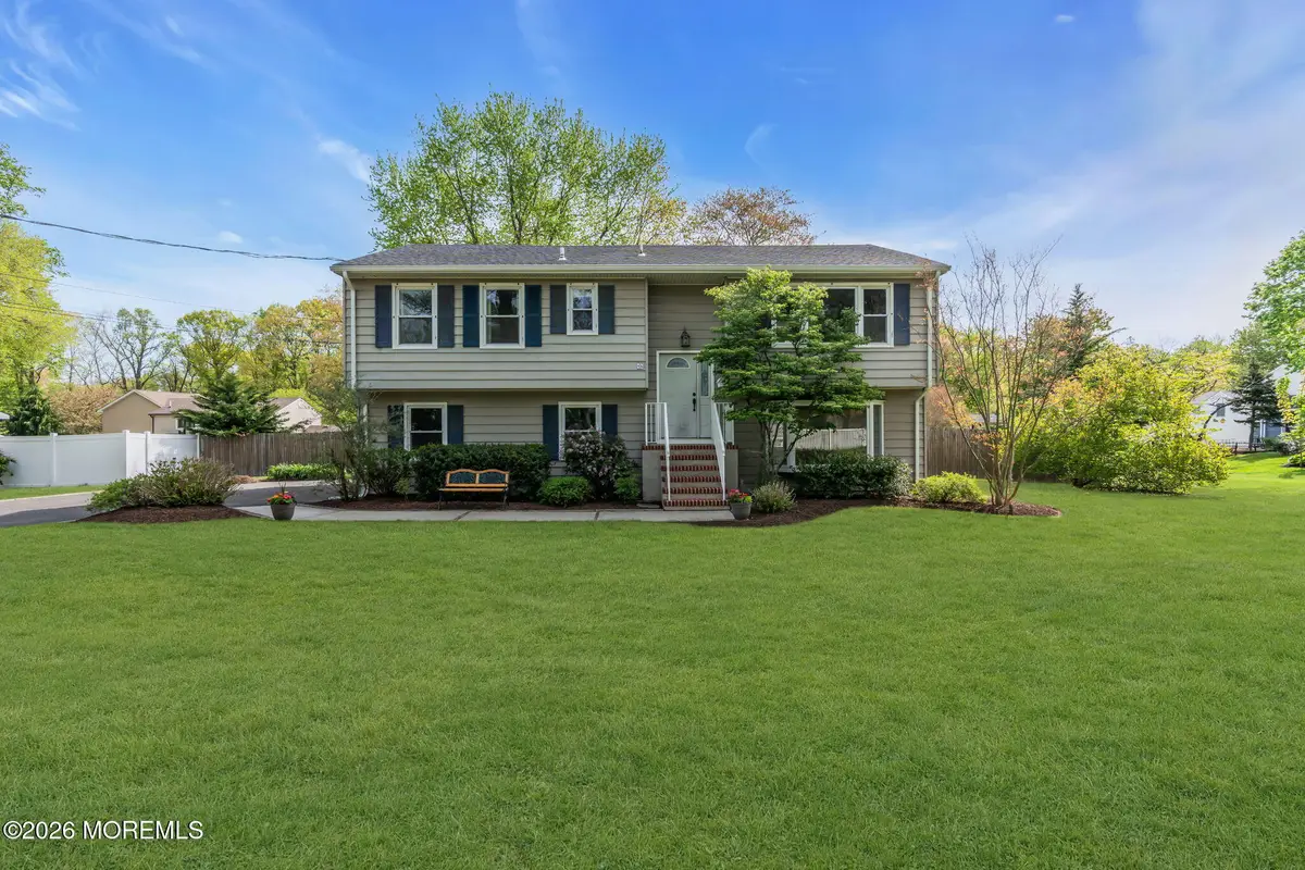 46 Balloch Place, Red Bank, NJ 07701 - #1