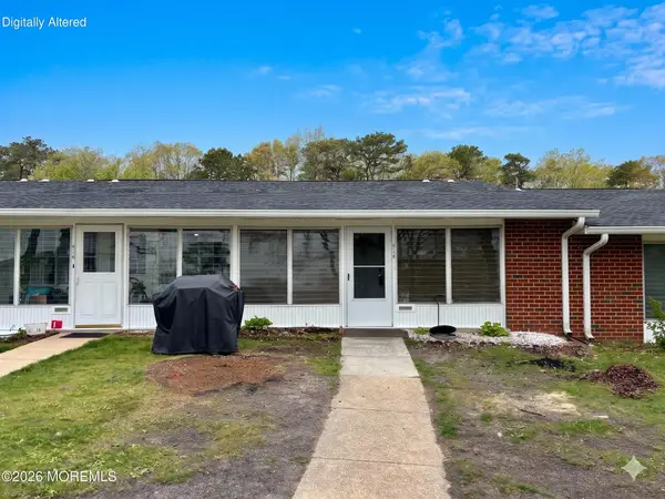 877C Balmoral Court, Lakewood, NJ 08701