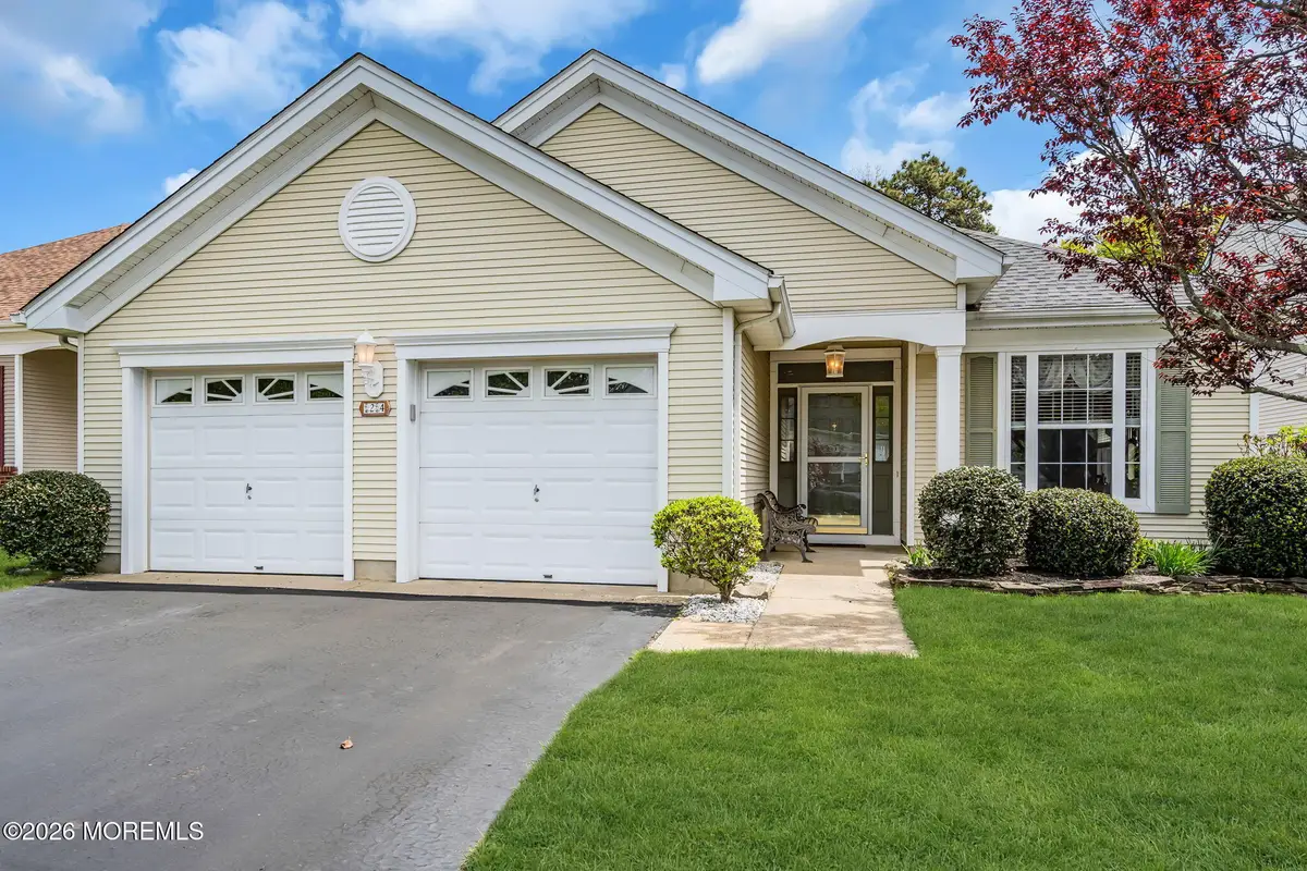 24 Greensprings Drive, Lakewood, NJ 08701 - #1