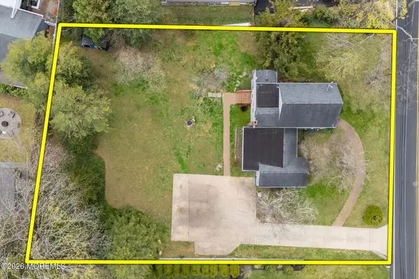 677 Locust Point Road, Rumson, NJ 07760