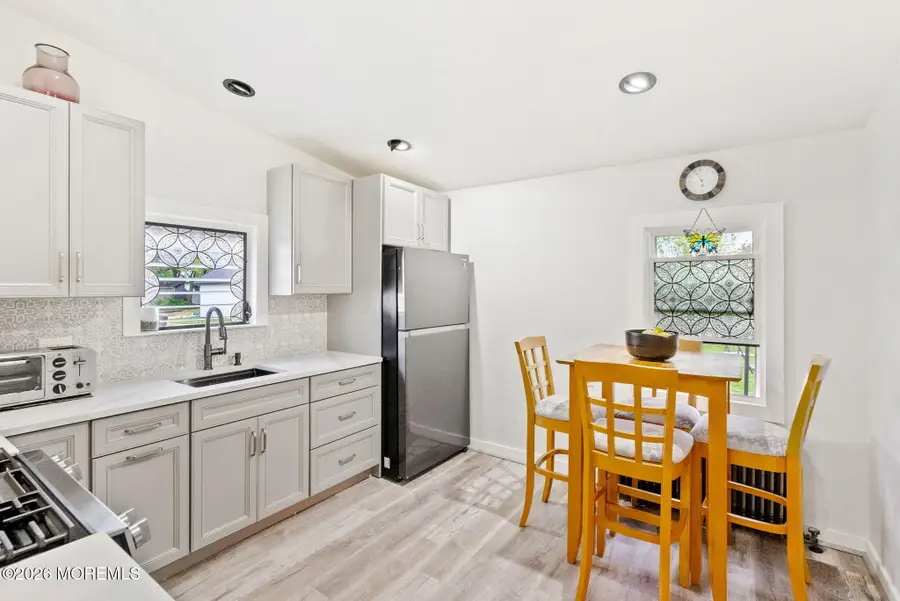 33 Kossman Street, East Brunswick, NJ 08816 - #3