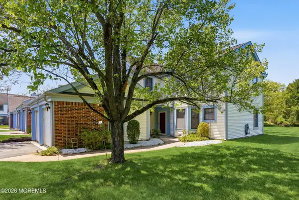 65 Old Orchard Lane #1501, Ocean Twp, NJ 07712