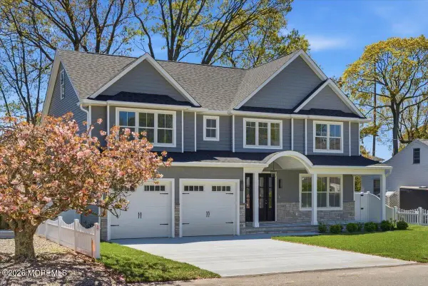 1138 Lawrence Avenue, Point Pleasant, NJ 08742