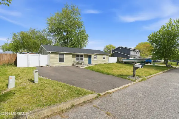 307 5th Street, Waretown, NJ 08758