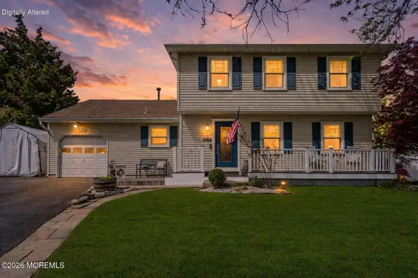 1058 Torremolinos Court, Toms River, NJ 08753