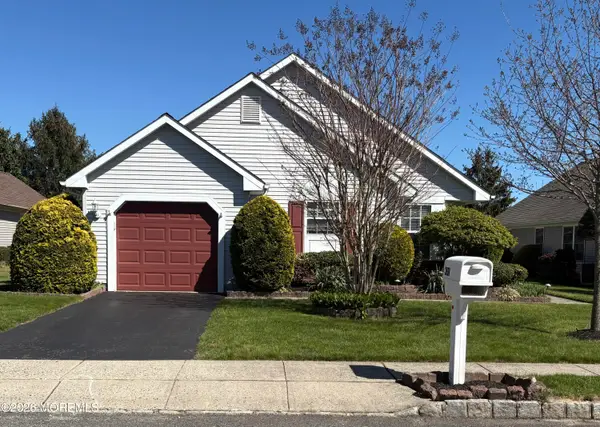 3598 Vicari Avenue, Toms River, NJ 08755