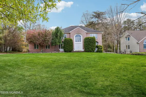 29 Overlook Drive, Jackson, NJ 08527