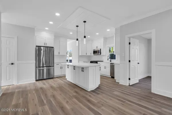 9 Glen Court, Barnegat, NJ 08005